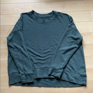 American Eagle • Sweatshirt • M